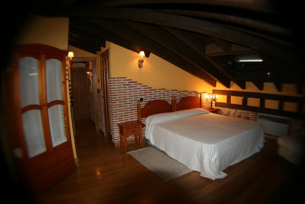 La Sinagoga Pension Penaranda de Duero Kamer foto